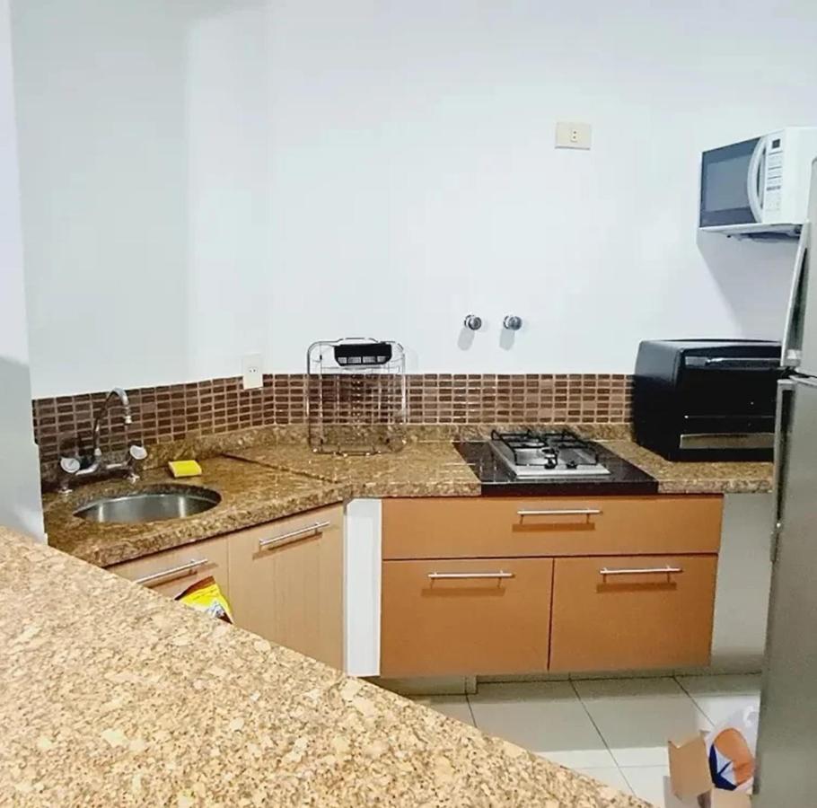 Apartament Flat No Gonzaga Com Estacionamento Incluso Santos  Zewnętrze zdjęcie